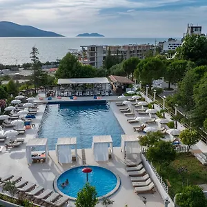 Edva Hotel Radhime